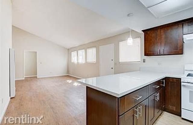 967 Florida St - 967 Florida Street, Imperial Beach, CA 91932