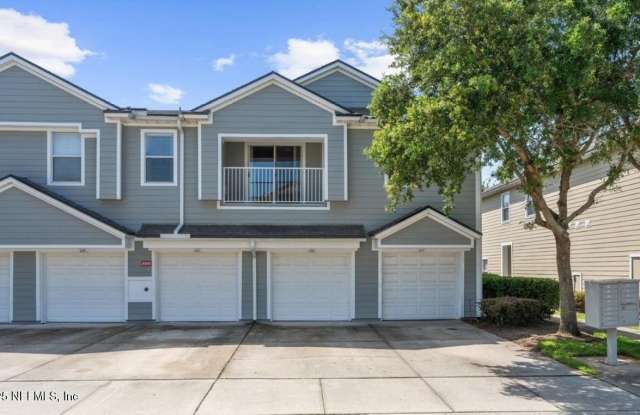 7063 DEER LODGE Circle unit: 102 photos photos