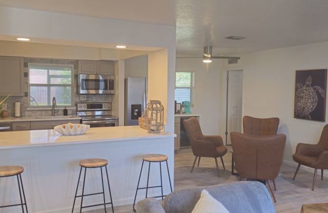 $4500 Per Month FULLY FURNISHED - SATELLITE BEACH FL- MINUTES TO BEACH Gallery 1