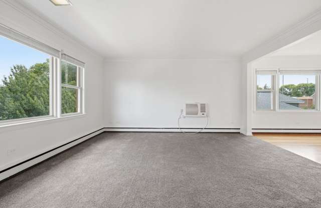 2726 N Nordica Avenue Gallery 2