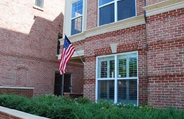 320 S WEST ST #101 - 320 S West St, Alexandria, VA 22314