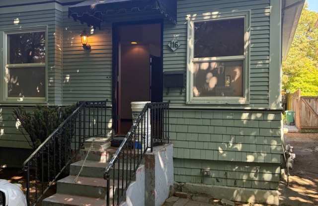 Beautiful 1908 Craftsman home for rent! photos photos