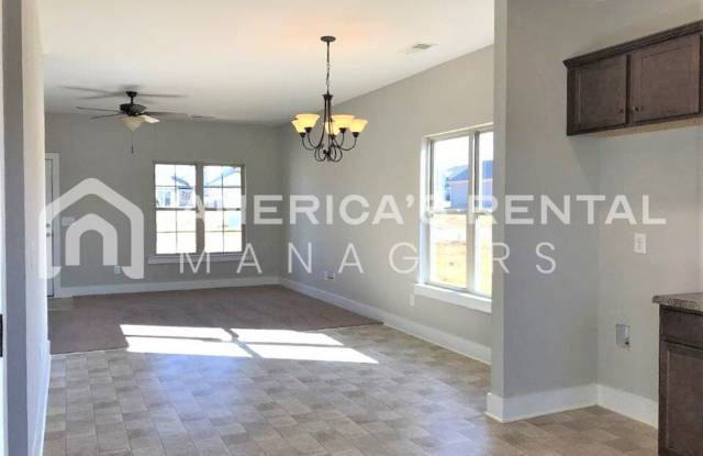 MOVE IN SPECIAL!!! - Home in Calera, AL.. Available to View Now! - Sign a lease by 8/15 to receive a $500 GIFT CARD!!! Gallery 3