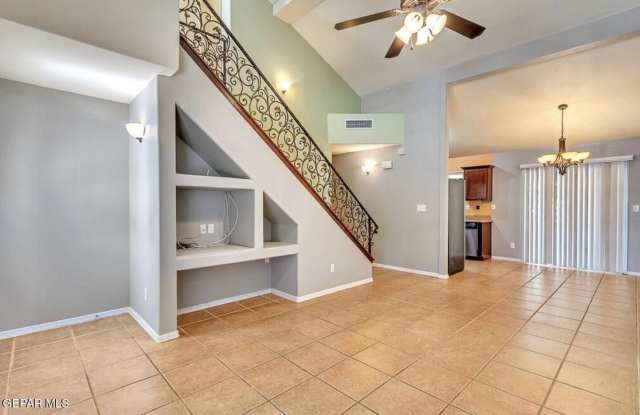 3821 TIERRA FIJI Lane Gallery 4