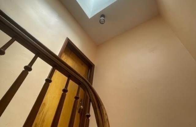 310 MONASTERY PL Gallery 4