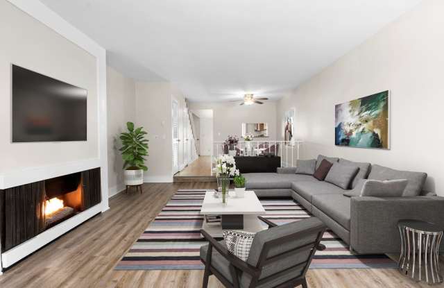 Parkway Plaza Apartments photos photos