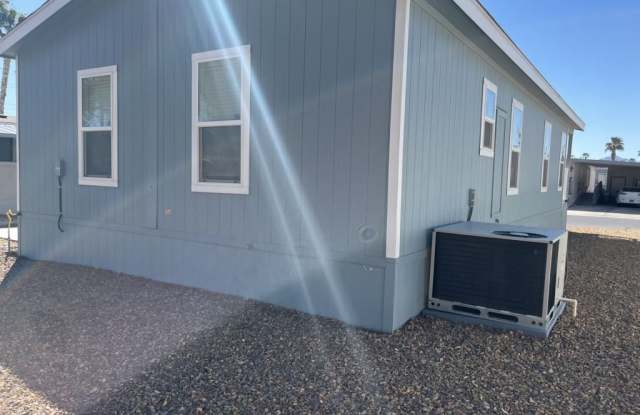 5303 E Twain Gallery 4