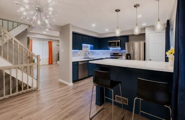 19105 WILLOW SPRING Drive Gallery 4