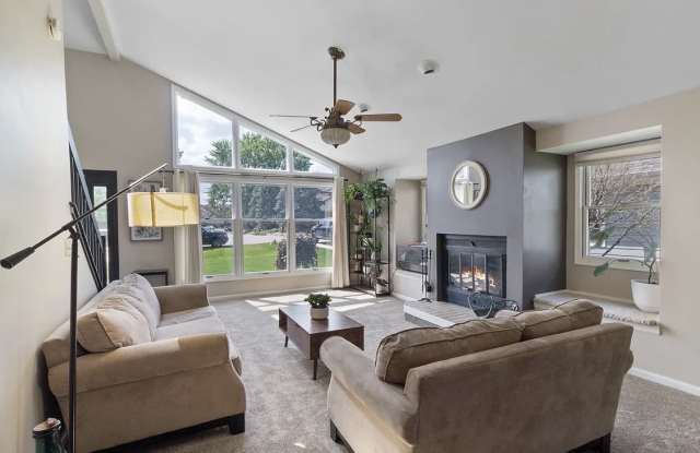 1833 Sandy Beach Dr Gallery 3