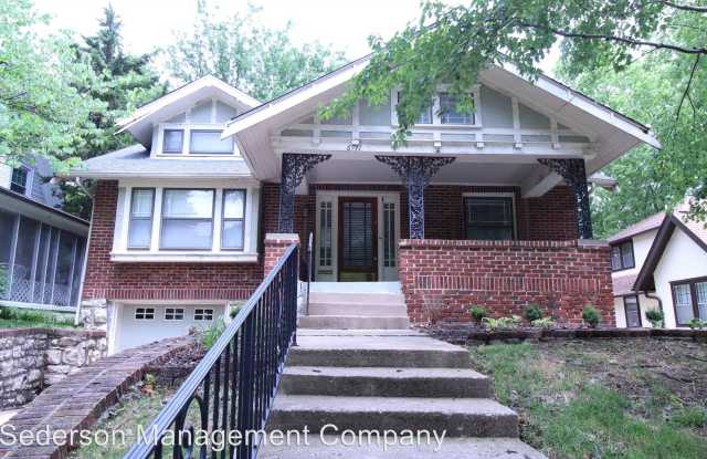 6711 LINDEN STREET - 6711 Linden Rd, Kansas City, MO 64113