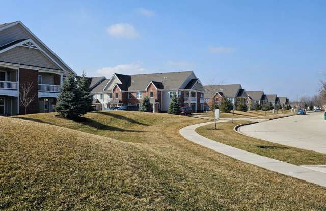 Emery Oak-2Br/2Ba Rental Home-2nd Floor Gallery 4