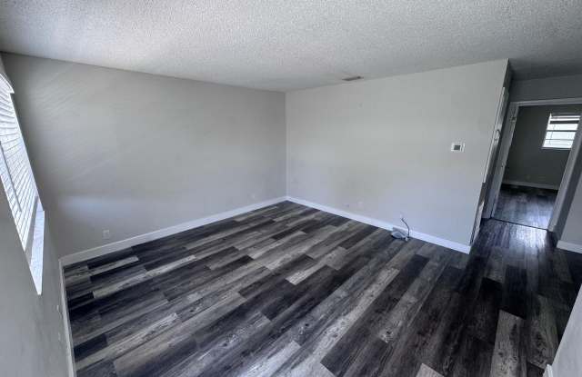 41 AVE - 1886 photos photos