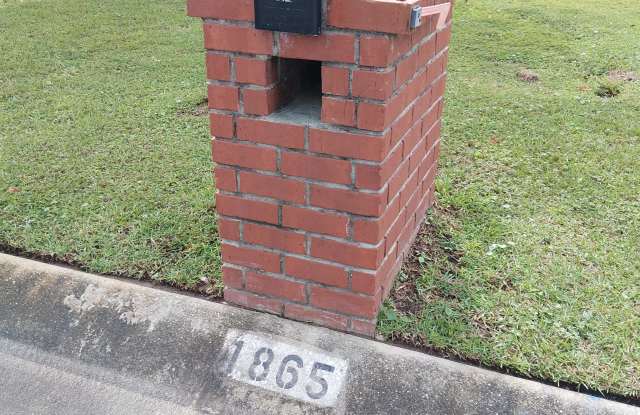 1865 Southbay Drive Gallery 3