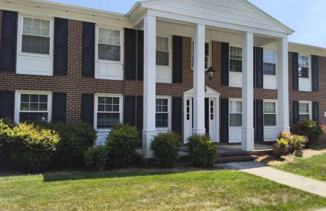 Blackstone Apartment Convenient to Fort Pickett photos photos
