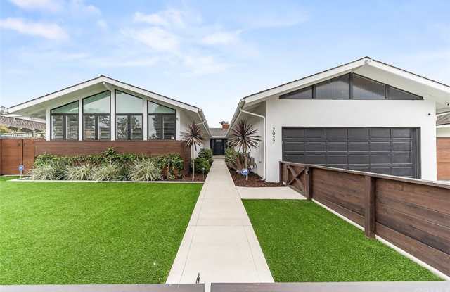 2027 Commodore Road - 2027 Commodore Road, Newport Beach, CA 92660