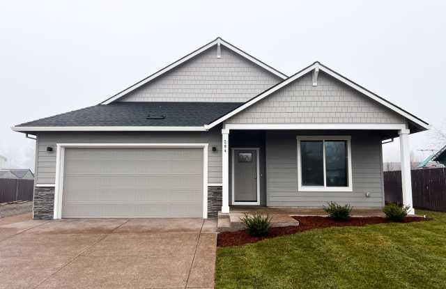 NEW CONSTRUCTION 4BD/2BA HOME IN JEFFERSON - 284 South 7th Street, Jefferson, OR 97352