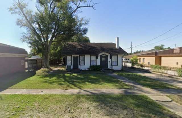 2281 North St photos photos