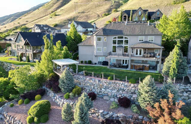 2524 East 700 South photos photos