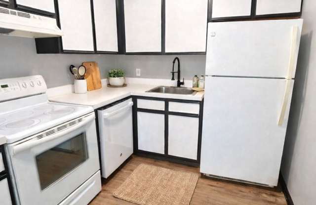 969 East Linden Street8 photos photos