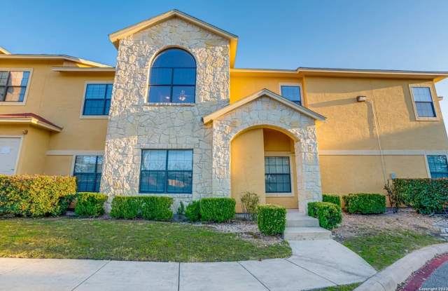 GREAT LOCATION NEAR MEDICAL  USAA | 3 BEDS | 3.5 BATHS photos photos