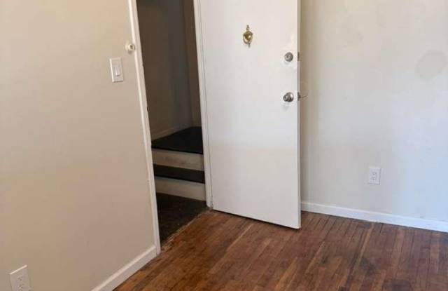 1745 Seward Avenue photos photos