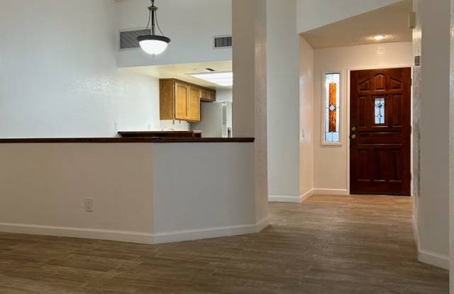 Please Contact Vaughn Realty to set up an appointment 760-446-6561 Gallery 4