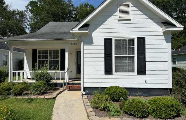2423 Schley Avenue - 2423 Schley Avenue, Albany, GA 31707