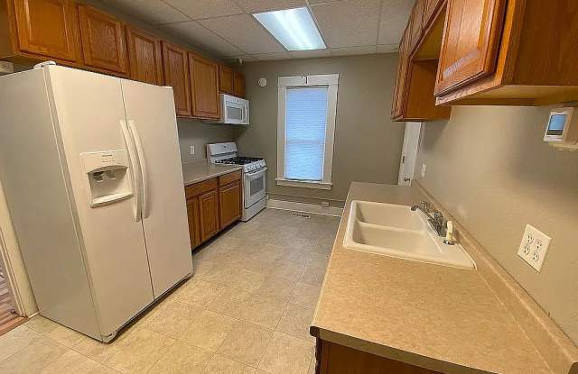 5735 3rd Ave - 5735 3rd Avenue, Ferndale, WA 98248