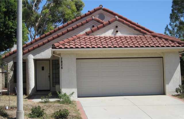 7924 Valley Flores Drive Gallery 2