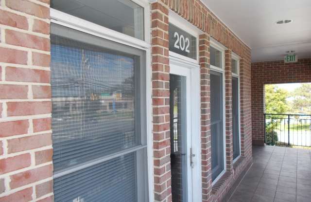 2500 Rolling Road - 202 Gallery 2