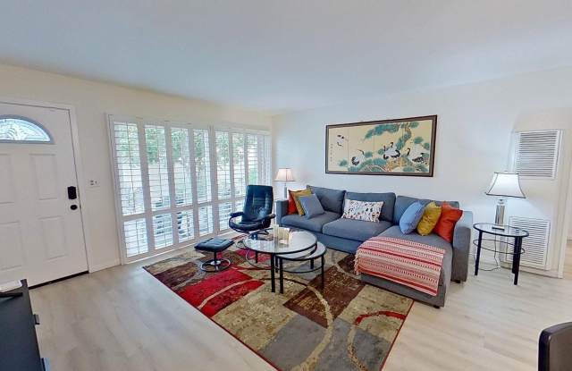 14181 Goldenwest St #2, Westminster: Charming 2 Bed 2 Bath Townhouse with Community Amenities! Gallery 4