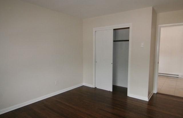 1419 Stuyvesant Ave Gallery 2