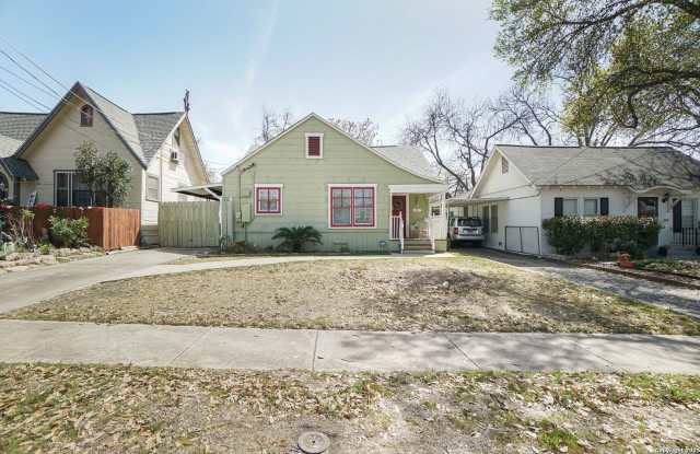 420 W Lullwood photos photos