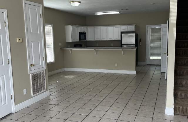 603 Kirk Cauldy Dr photos photos