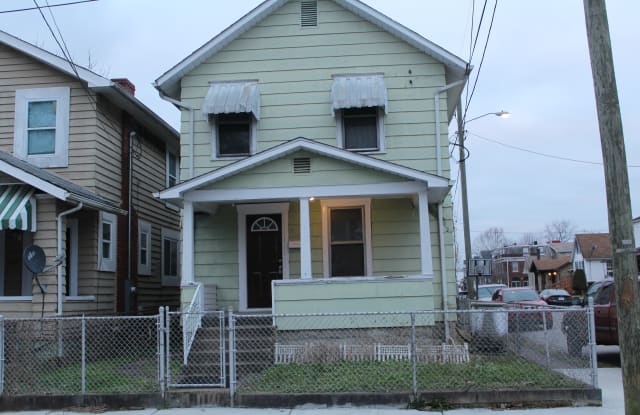 102 Hunt Ave photos photos