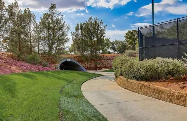 Your Backyard Oasis Awaits | 5 Bedroom Henderson Home Gallery 3