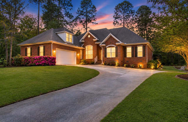 15 Ashbrook Court Gallery 1