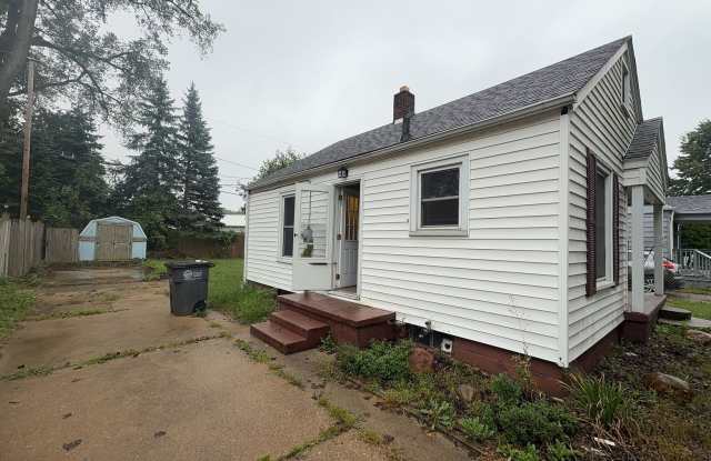 Welcome to 2723 Eldora Drive – A Cozy West Toledo Home for Rent! Gallery 3