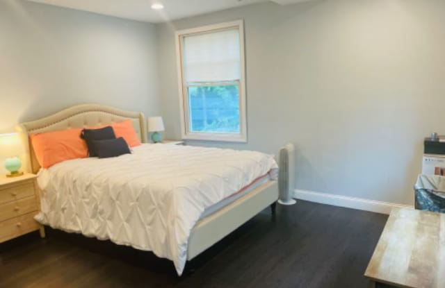 4 Omega Way - 4 Alpha Omega Way, Middlesex County, MA 01460
