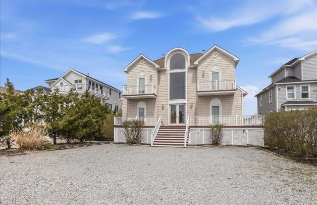 672 Dune Road Gallery 4