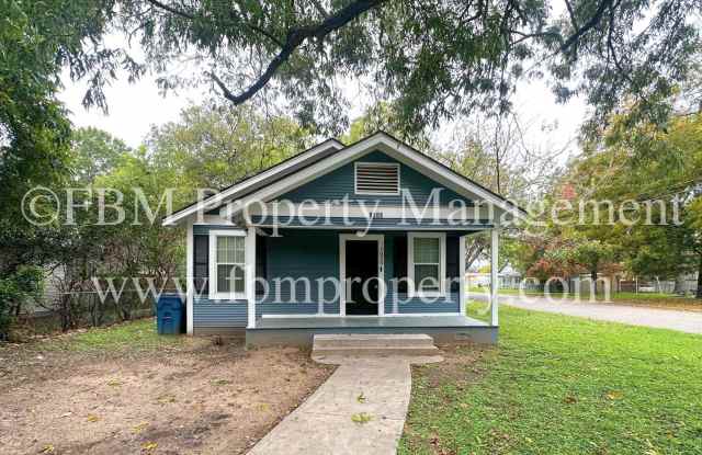 1020 N Beaton - Charming 3 Bedroom, 2 Bathroom Home in Corsicana, TX! photos photos