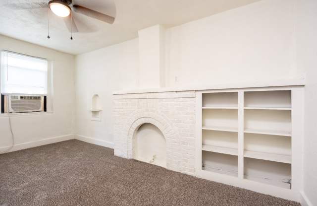 2347 North Wellington Place - 9 Gallery 1