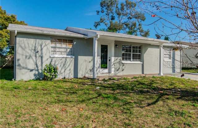 9316 GRAY FOX LANE - 9316 Gray Fox Lane, Jasmine Estates, FL 34668