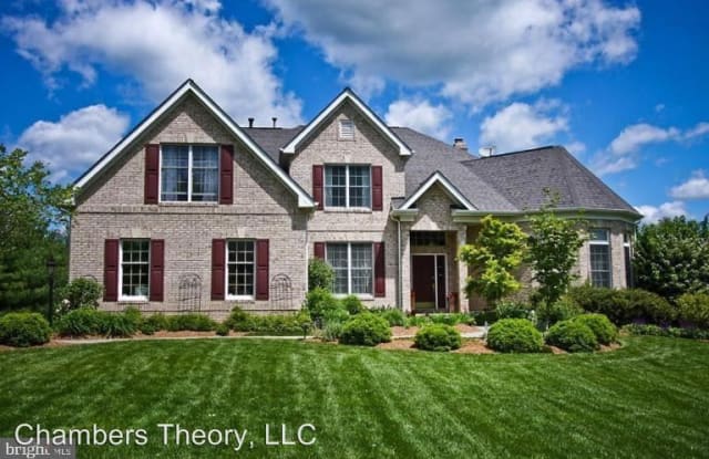 10522 Dunn Meadow Rd. - 10522 Dunn Meadow Road, Wolf Trap, VA 22182