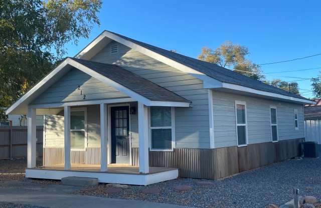 212 South Selig photos photos