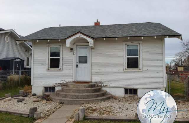 246 Lois St - 246 Lois Street, Twin Falls, ID 83301