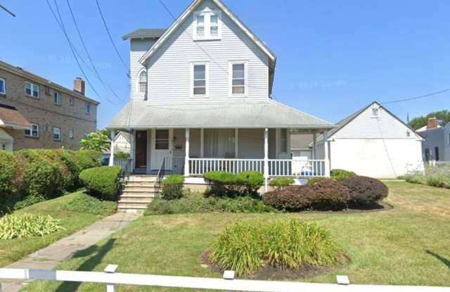 207 Chester Pike photos photos