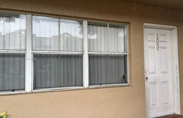 8615 NW 5th Ter photos photos