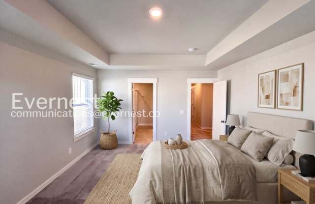 2283 Hospitality Lane Gallery 4