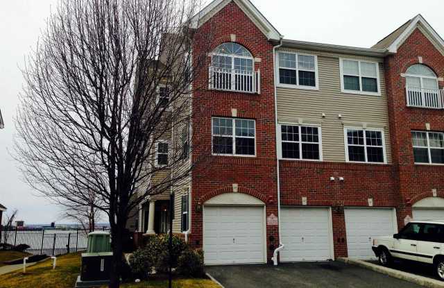 39 LEE CT Gallery 1